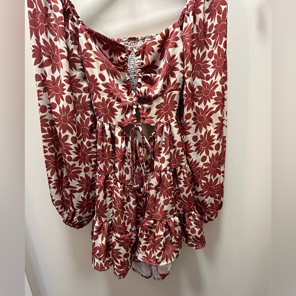 Shop Resa Dress - Picture 6 of 8